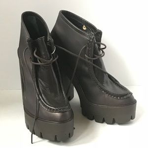 Stiu platform boots. Super Cute! Italian Brand❤️